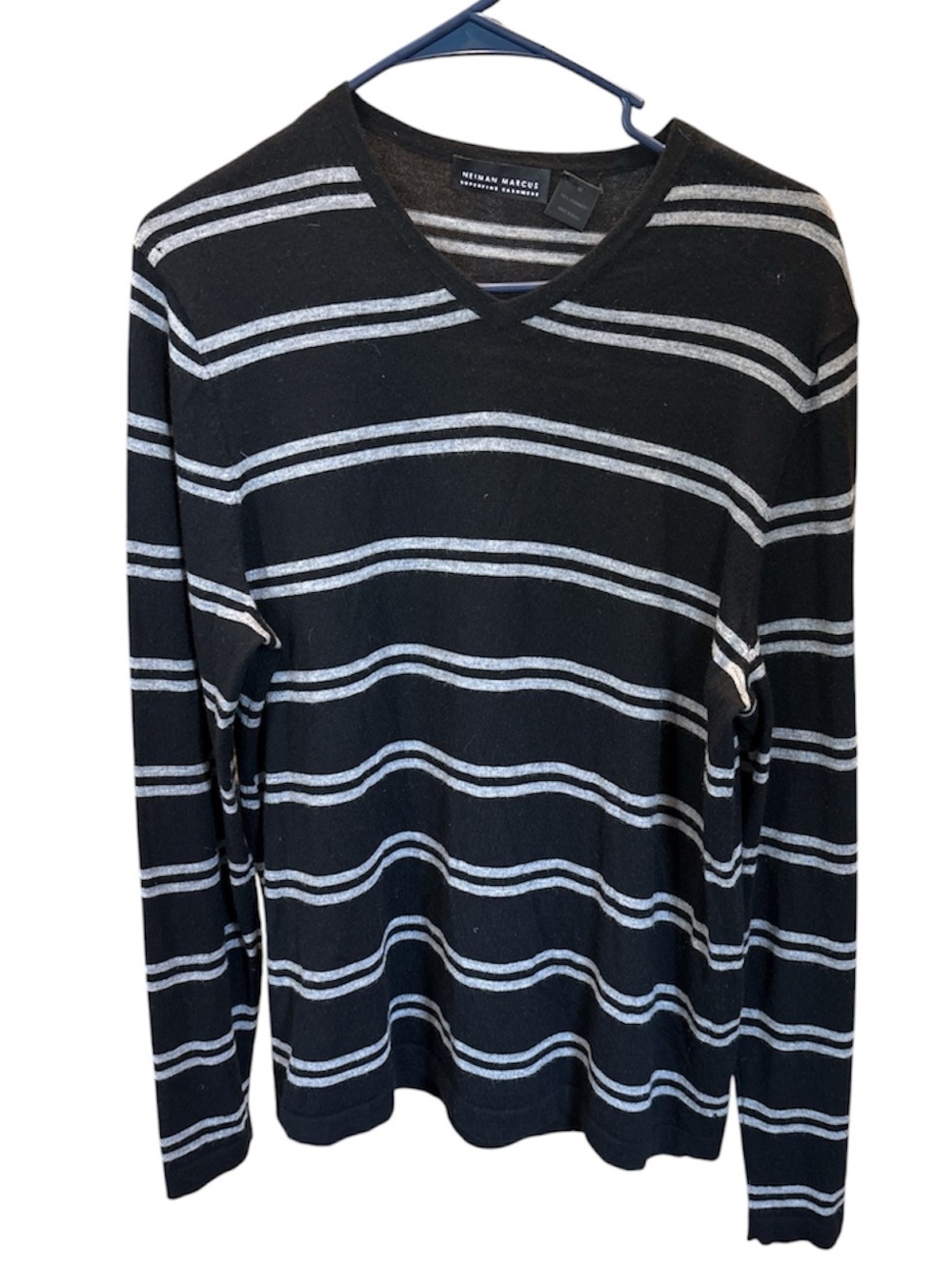 Neiman Marcus Superfine Cashmere Striped V-Neck Sweater — Size M
